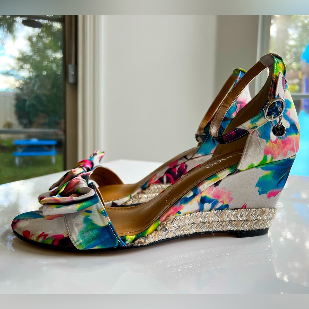 J.Renee shoes.